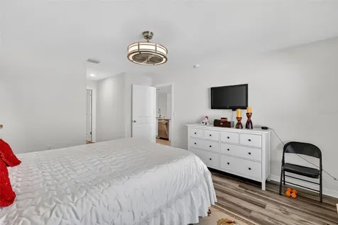 4656 Crossroads Lane Wildwood FL 34785