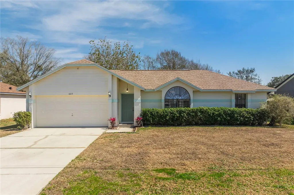 607 Tamarin Lane Kissimmee FL 34759