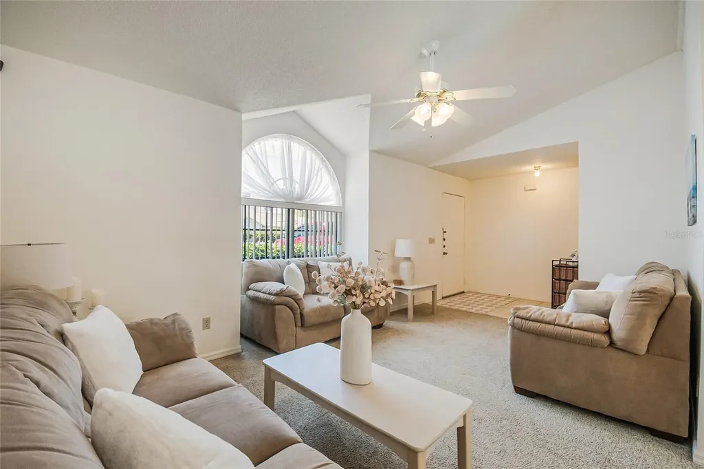 607 Tamarin Lane Kissimmee FL 34759