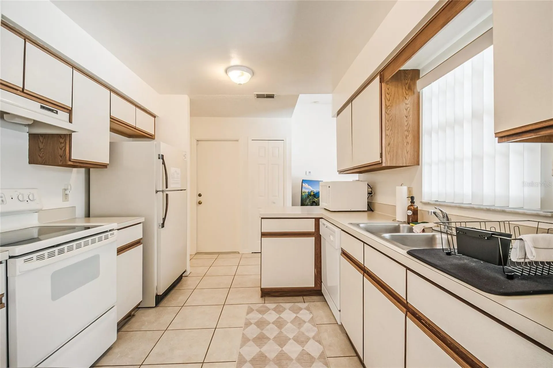 607 Tamarin Lane Kissimmee FL 34759
