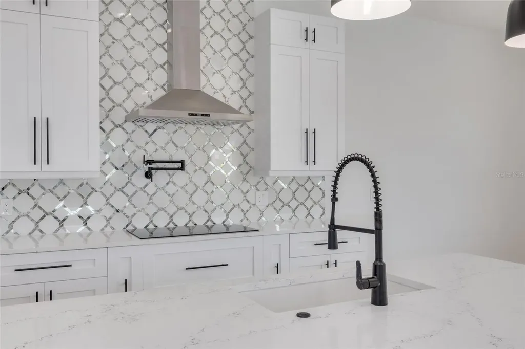 6012 Kipps Colony Drive E Gulfport FL 33707