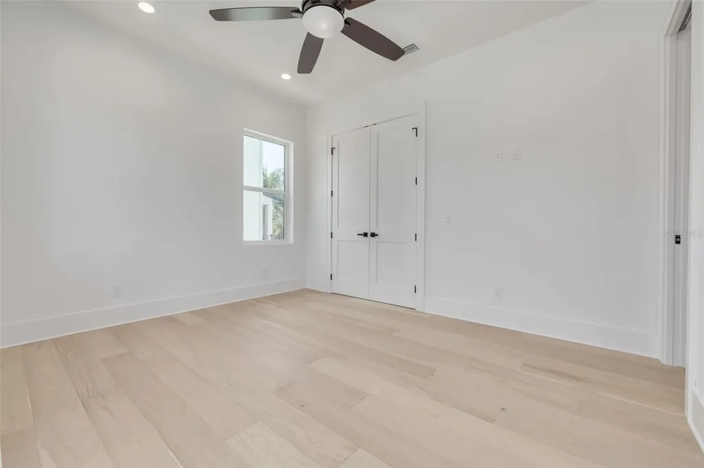 6012 Kipps Colony Drive E Gulfport FL 33707