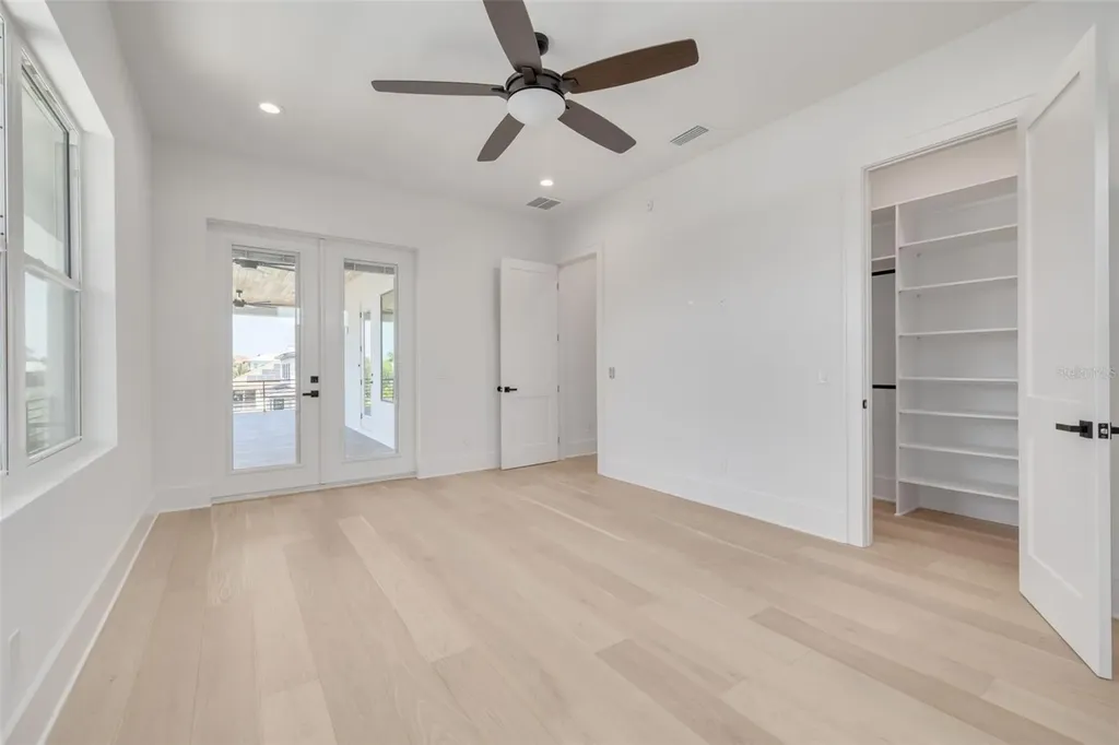 6012 Kipps Colony Drive E Gulfport FL 33707
