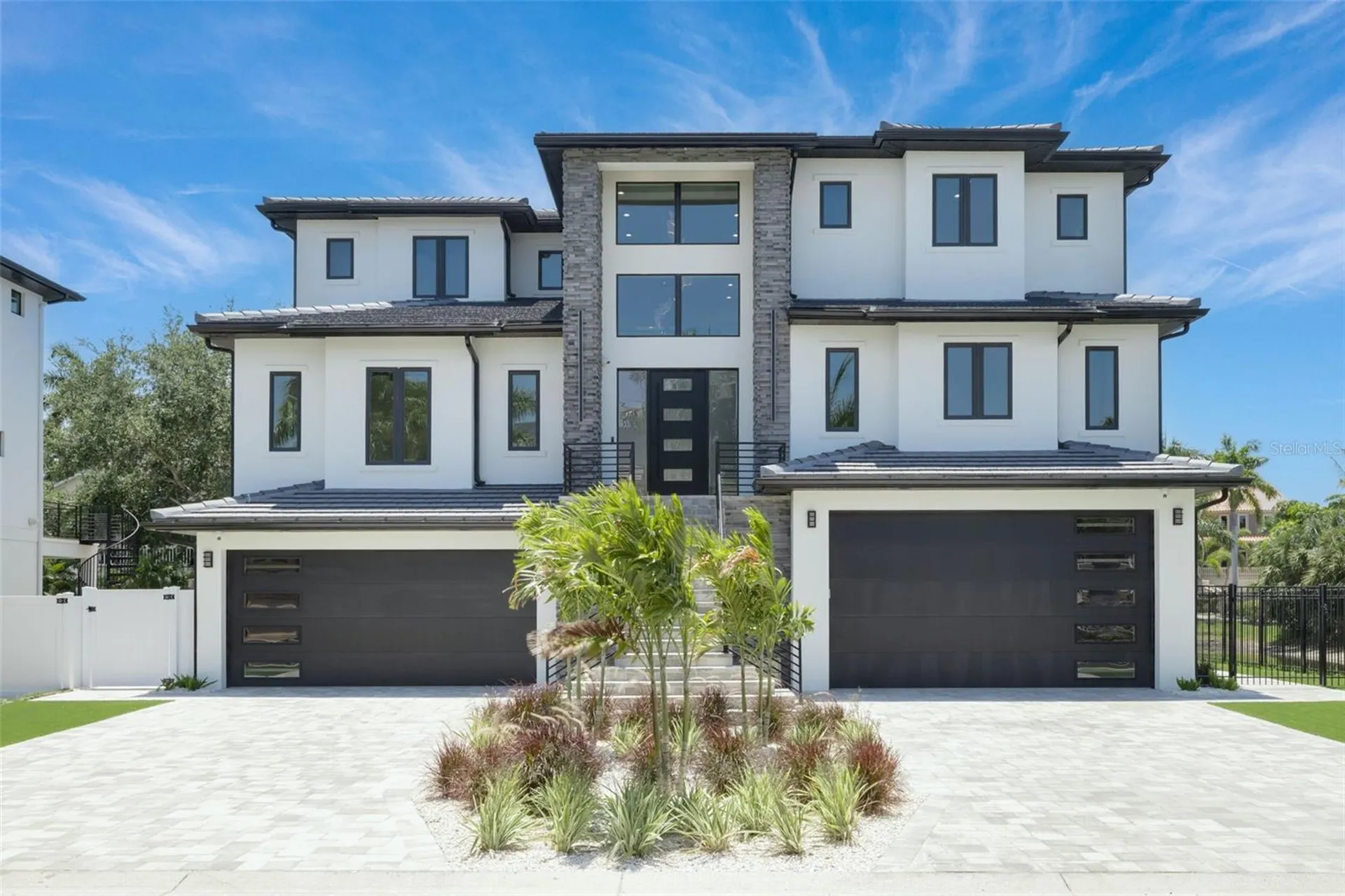 6012 Kipps Colony Drive E Gulfport FL 33707