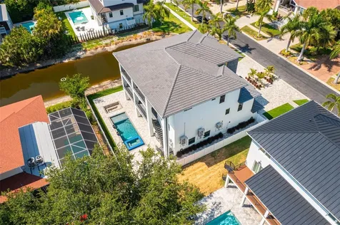 6012 Kipps Colony Drive E Gulfport FL 33707