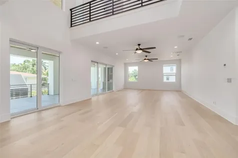 6012 Kipps Colony Drive E Gulfport FL 33707