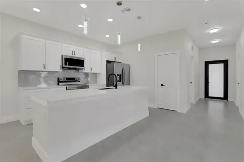 4503 15th Street SW Lehigh Acres FL 33973