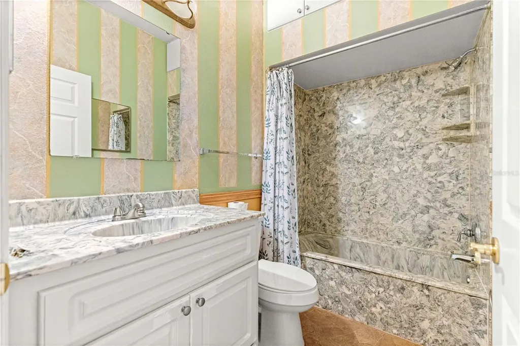 2352 NW 58th Terrace Ocala FL 34482