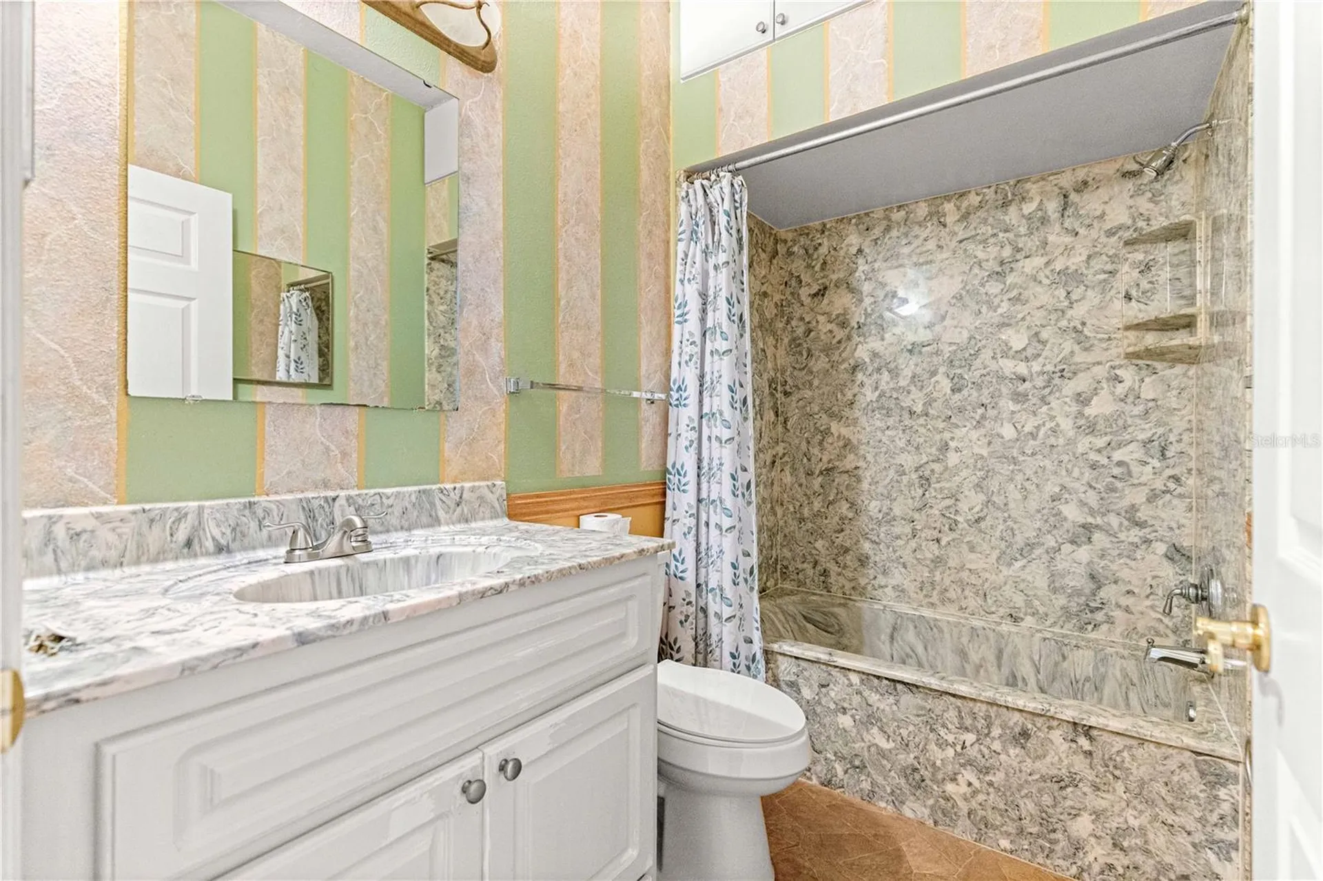 2352 NW 58th Terrace Ocala FL 34482