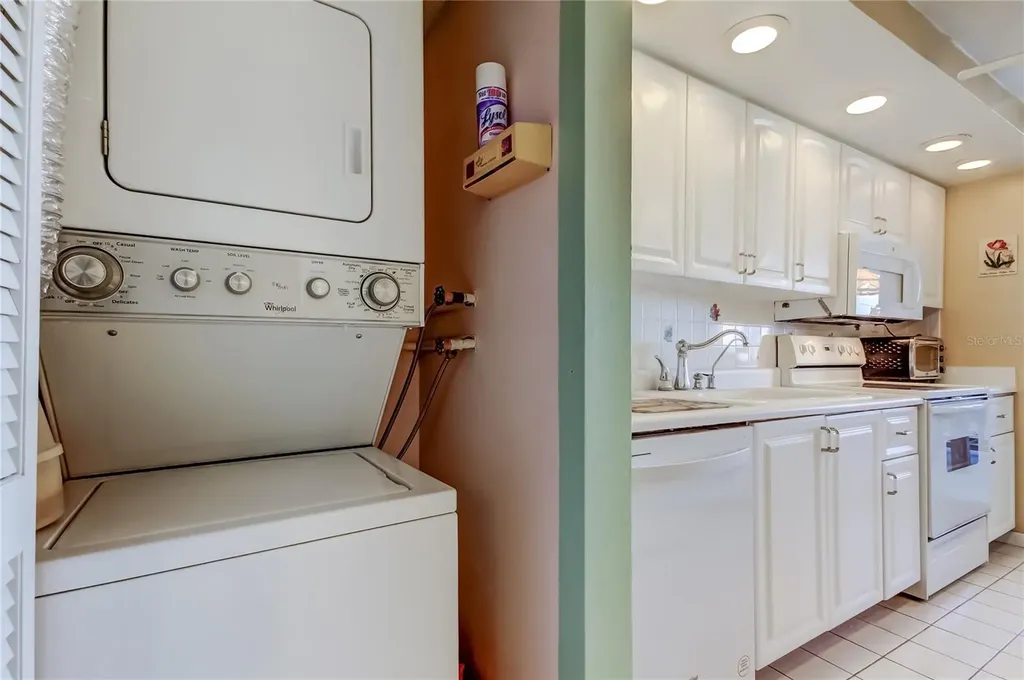 660 Island Way Clearwater Beach FL 33767