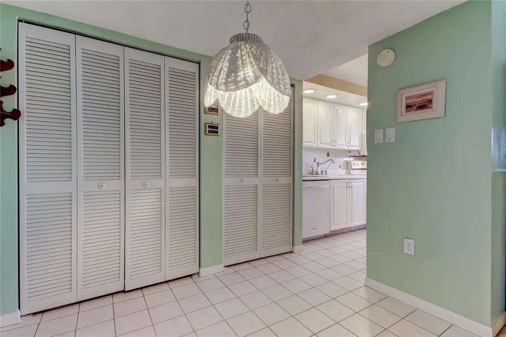 660 Island Way Clearwater Beach FL 33767