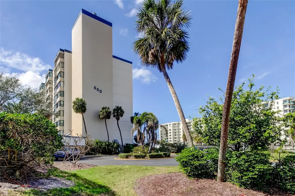 660 Island Way Clearwater Beach FL 33767
