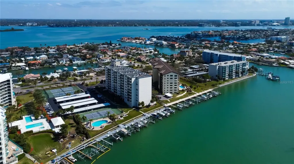 660 Island Way Clearwater Beach FL 33767