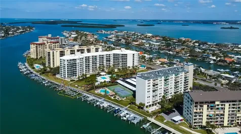 660 Island Way Clearwater Beach FL 33767