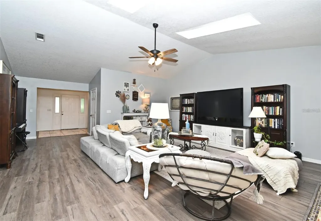 26 Canter Club Court Debary FL 32713