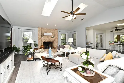 26 Canter Club Court Debary FL 32713