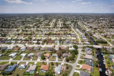 2098 SE Floresta Drive Port St Lucie FL 34984