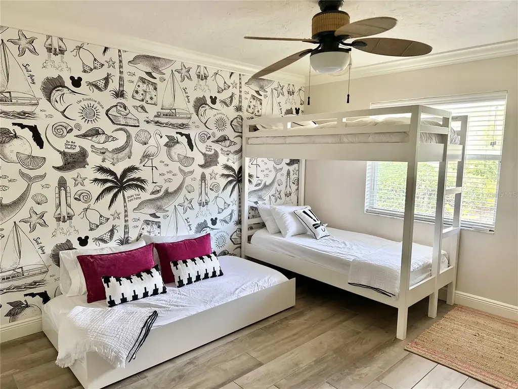 4717 E Trails Drive Sarasota FL 34232