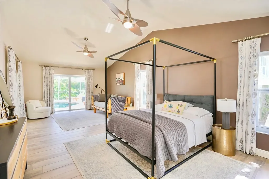 4717 E Trails Drive Sarasota FL 34232