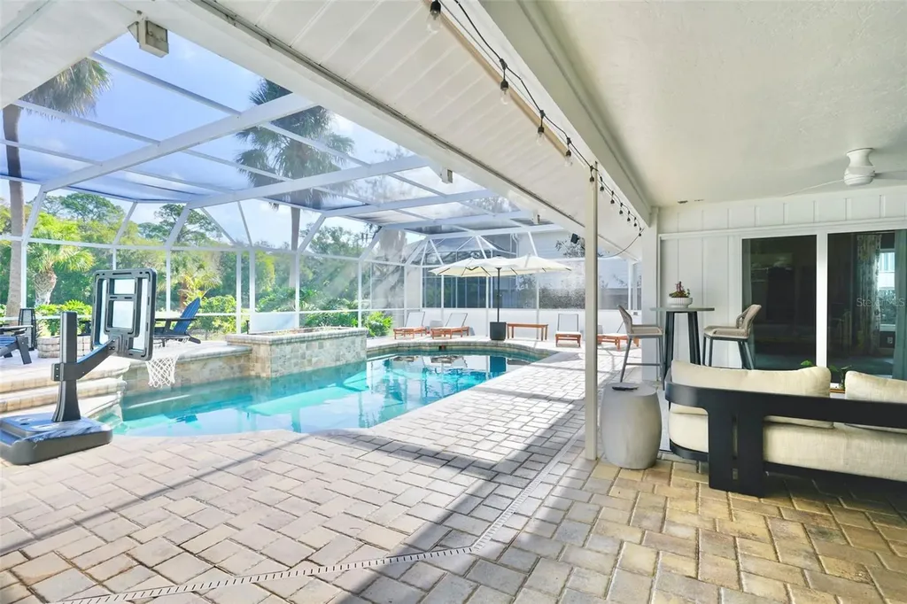 4717 E Trails Drive Sarasota FL 34232
