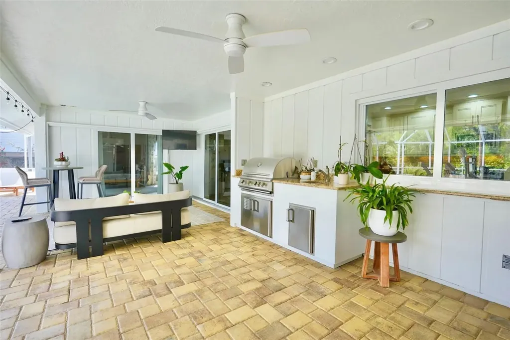 4717 E Trails Drive Sarasota FL 34232