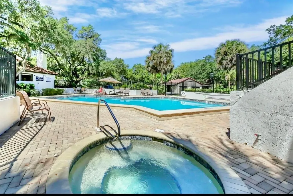 4717 E Trails Drive Sarasota FL 34232