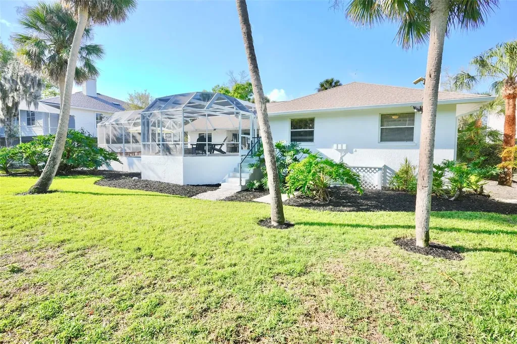 4717 E Trails Drive Sarasota FL 34232