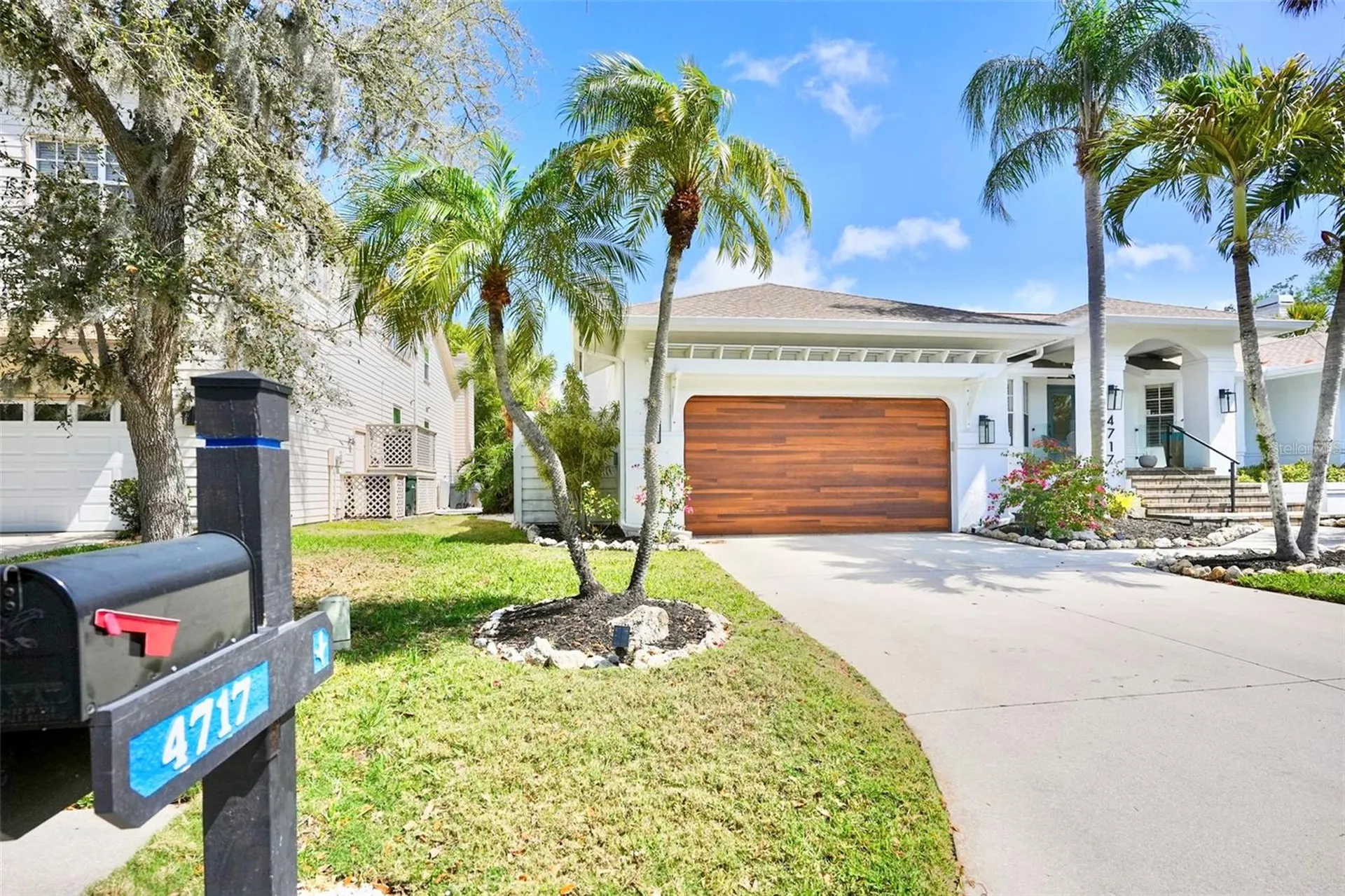 4717 E Trails Drive Sarasota FL 34232