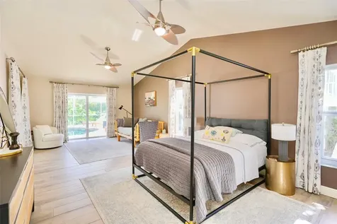 4717 E Trails Drive Sarasota FL 34232
