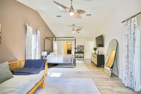 4717 E Trails Drive Sarasota FL 34232