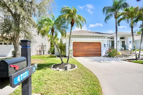4717 E Trails Drive Sarasota FL 34232