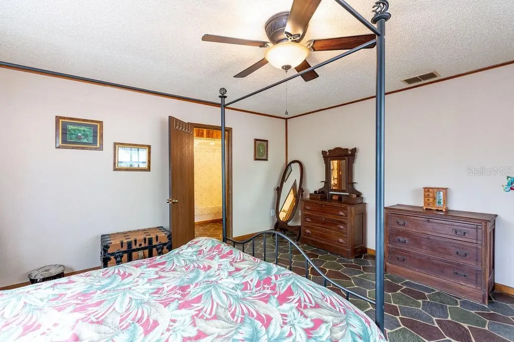 103 NE Suwannee River Drive Mayo FL 32066