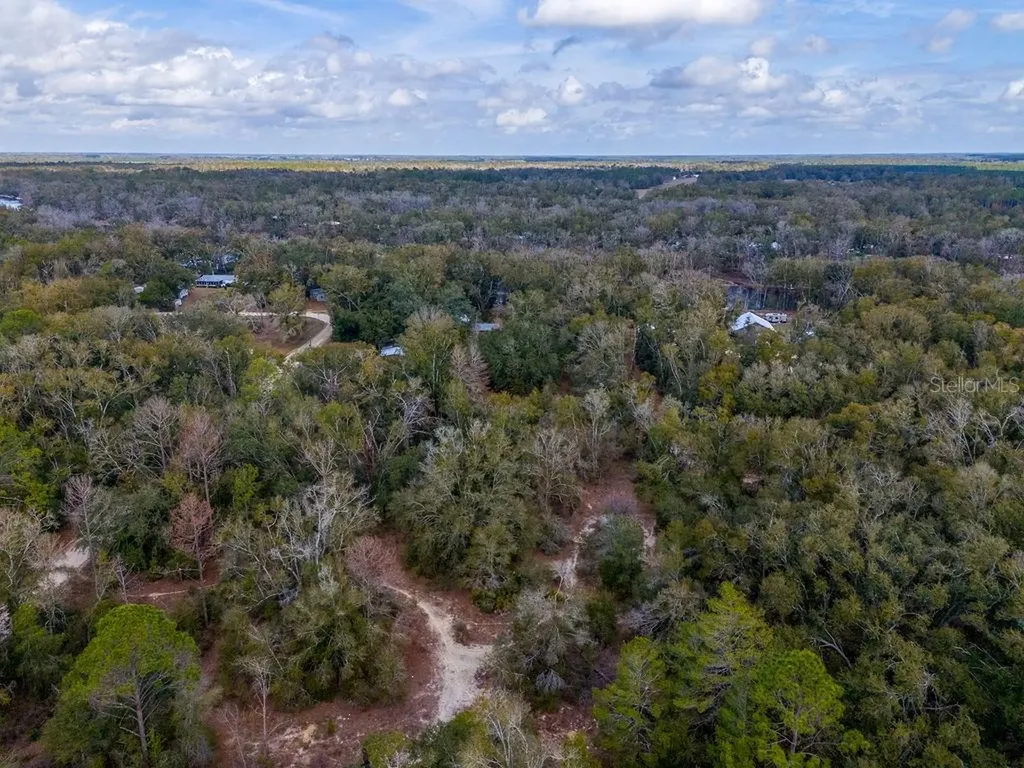 103 NE Suwannee River Drive Mayo FL 32066