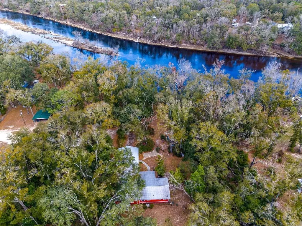 103 NE Suwannee River Drive Mayo FL 32066