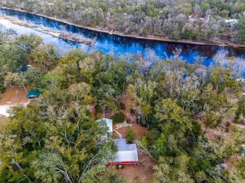 103 NE Suwannee River Drive Mayo FL 32066