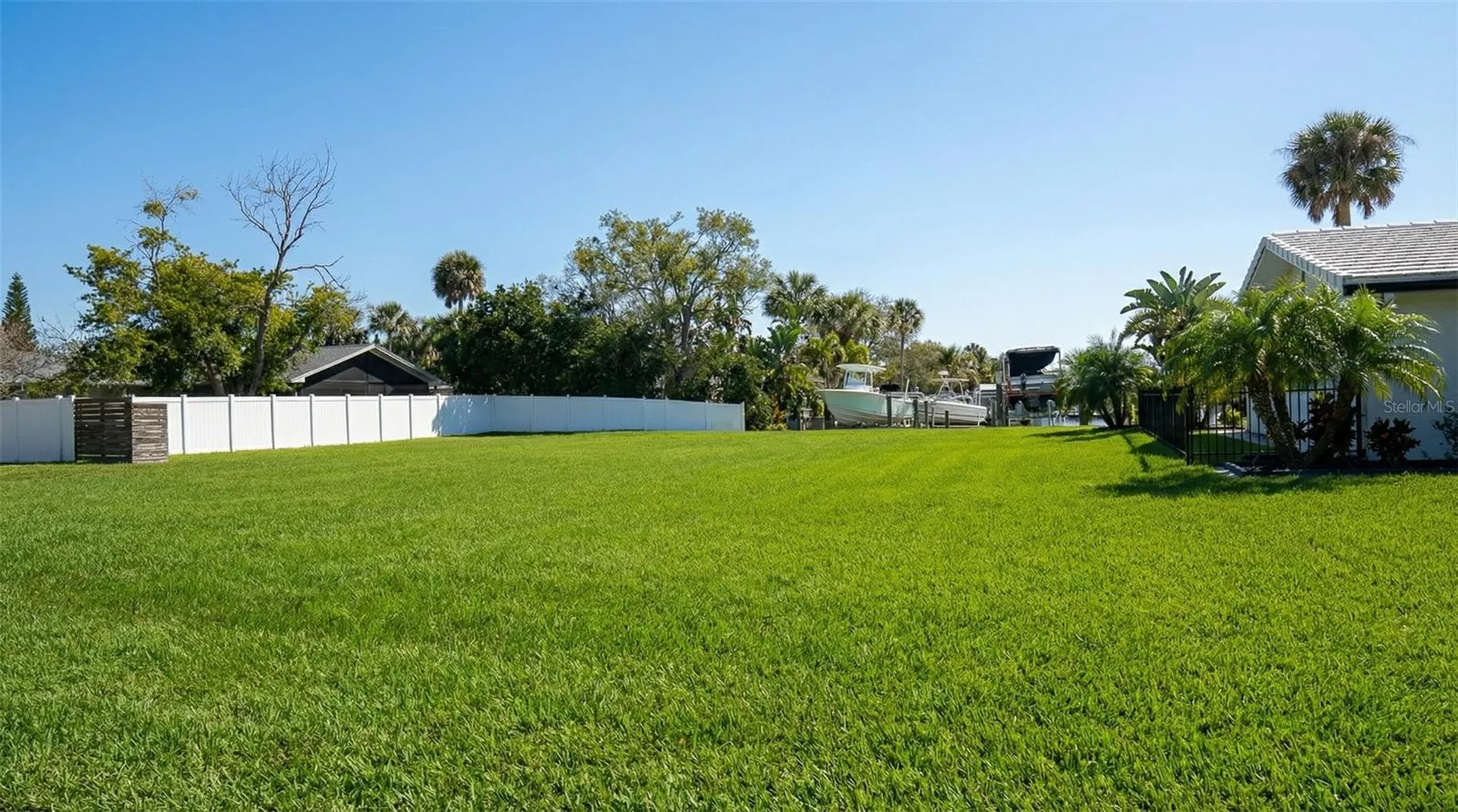 3904 Dana Shores Drive Tampa FL 33634
