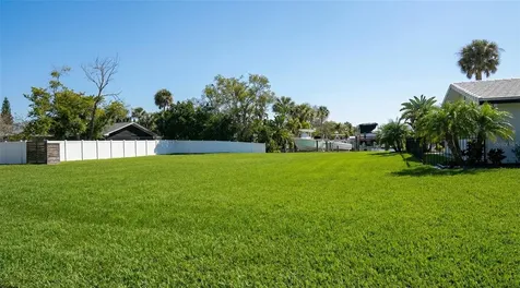 3904 Dana Shores Drive Tampa FL 33634