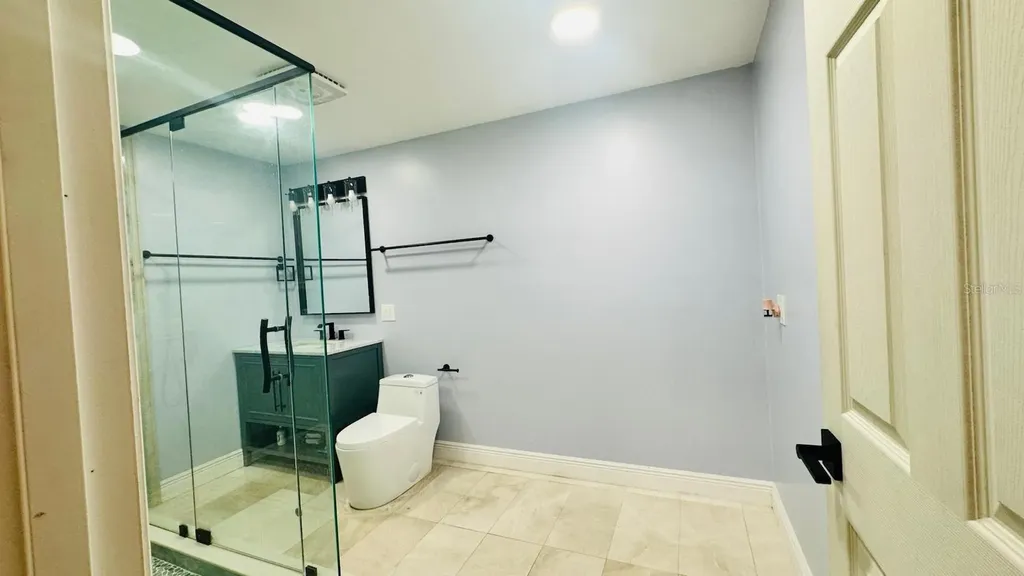 6804 Barry Road Tampa FL 33634