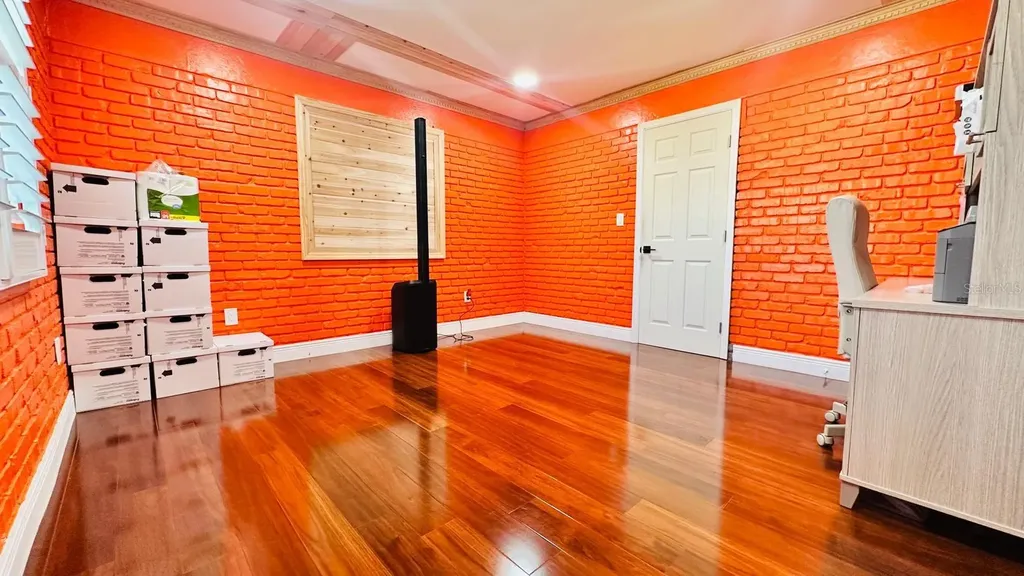 6804 Barry Road Tampa FL 33634