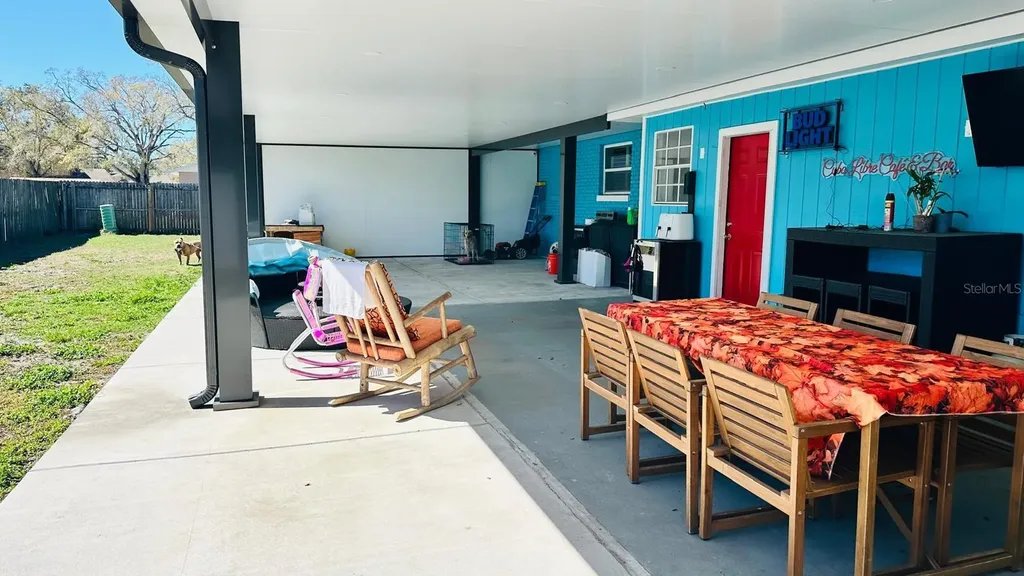 6804 Barry Road Tampa FL 33634