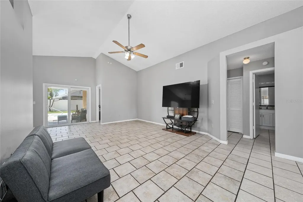 4855 Kingston Circle Kissimmee FL 34746
