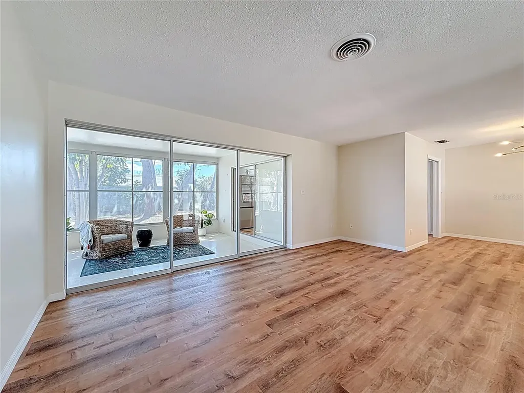 11366 88th Avenue Seminole FL 33772