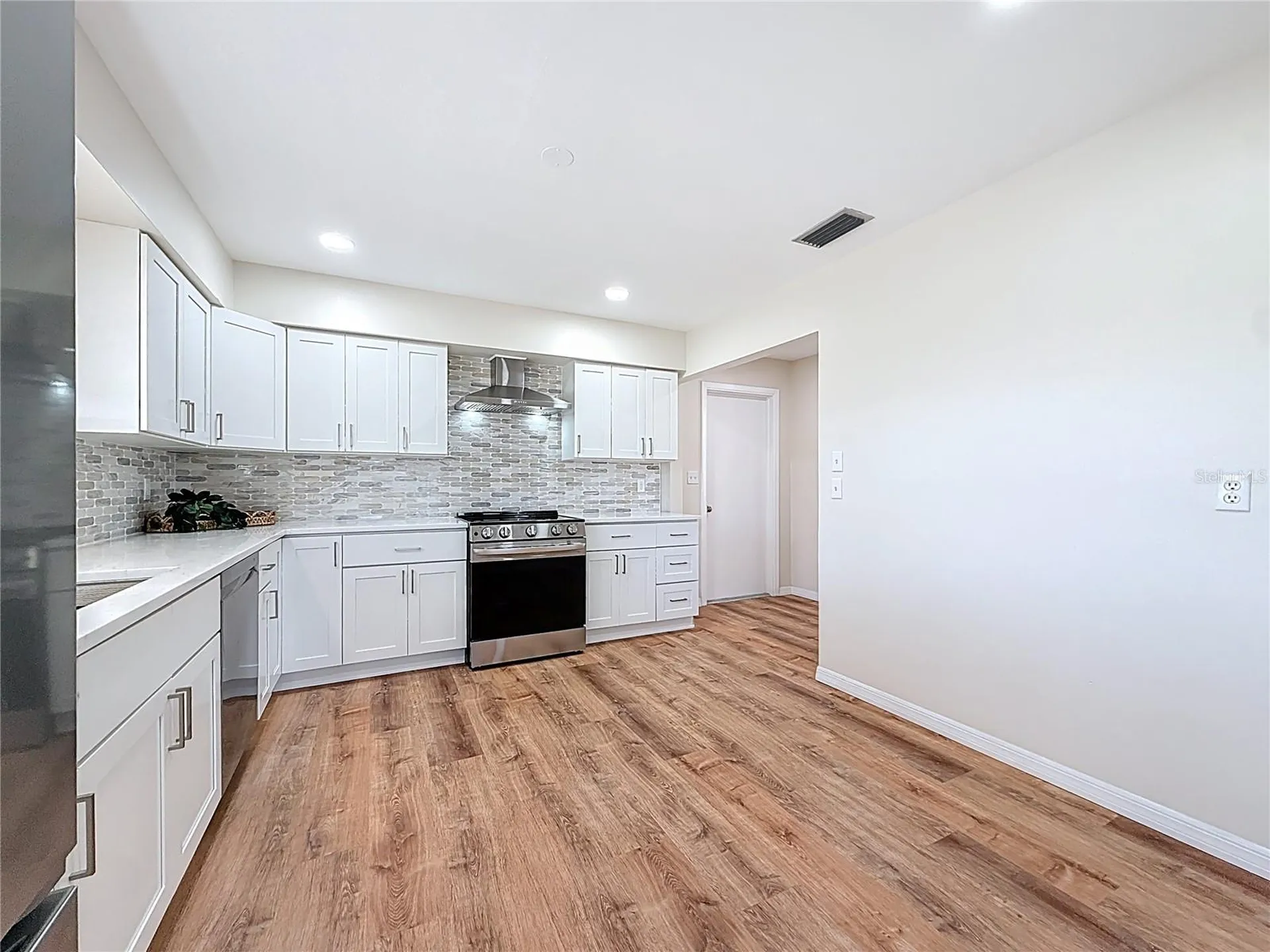 11366 88th Avenue Seminole FL 33772