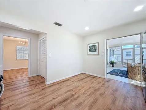 11366 88th Avenue Seminole FL 33772