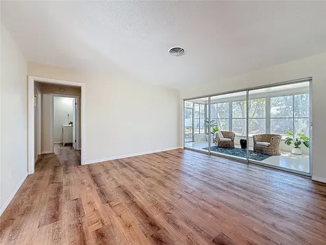 11366 88th Avenue Seminole FL 33772