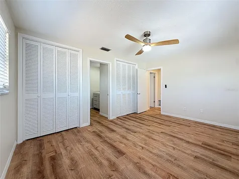 11366 88th Avenue Seminole FL 33772