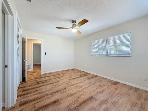 11366 88th Avenue Seminole FL 33772