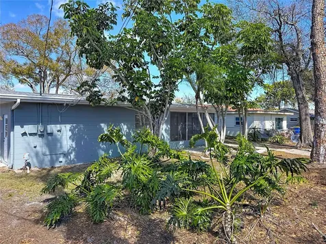 11366 88th Avenue Seminole FL 33772