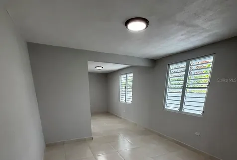 85-A Bo. Collores Las Piedras PR 00771