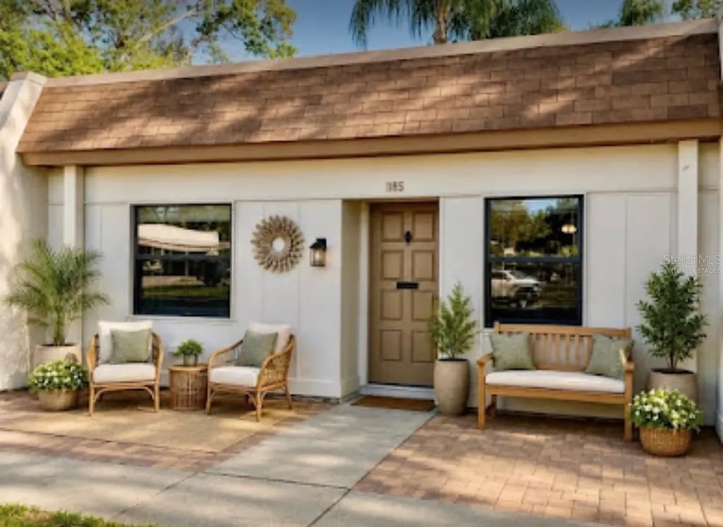 1185 Mission Circle Clearwater FL 33759